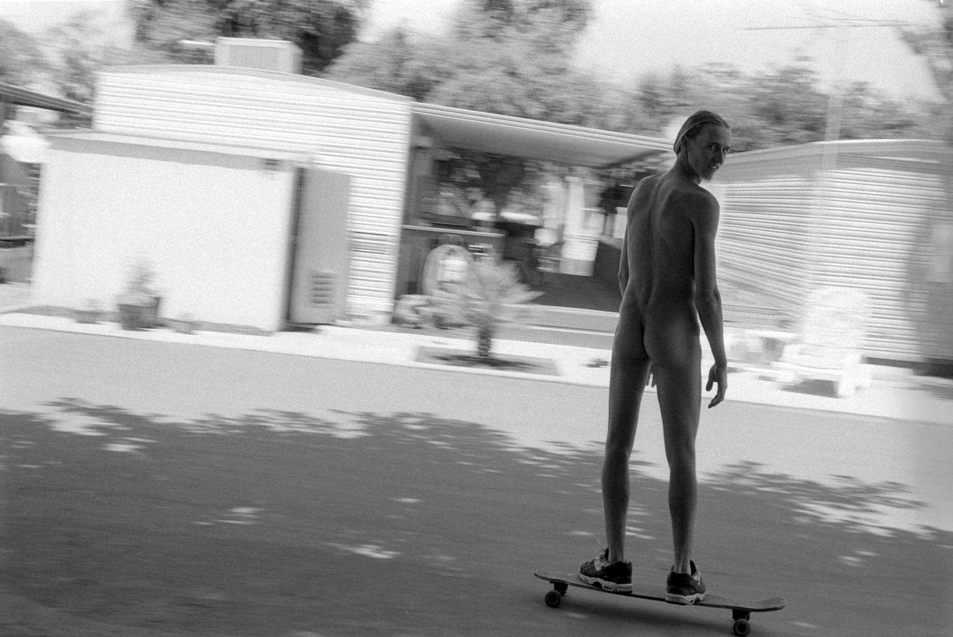 nakedskateboarder